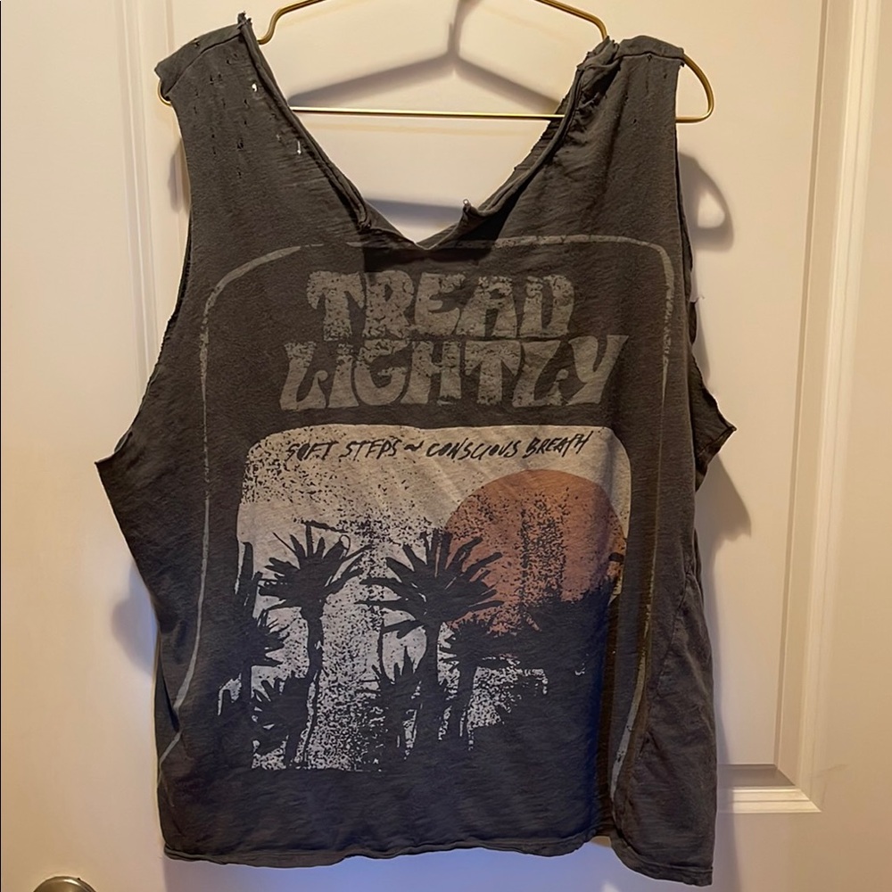 Altered Magnolia Pearl Tread Lightly Muscle T in Ozzy